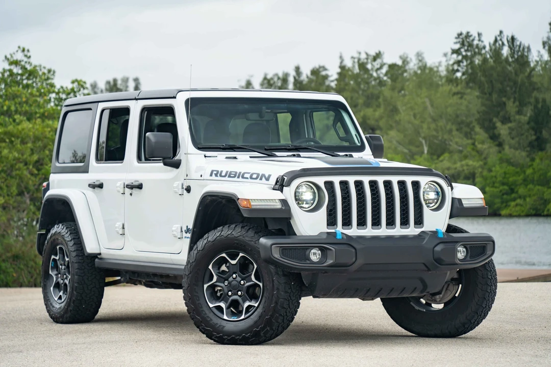 2023 Jeep JL Wrangler - Image 11 of 31