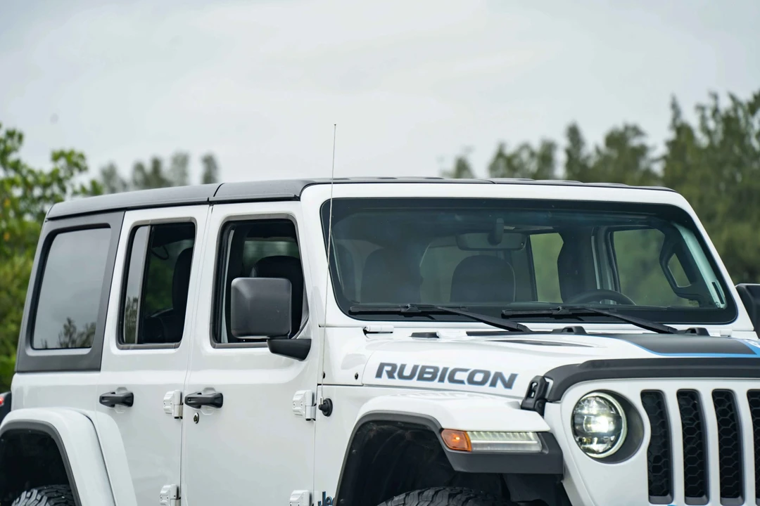 2023 Jeep JL Wrangler - Image 31 of 31