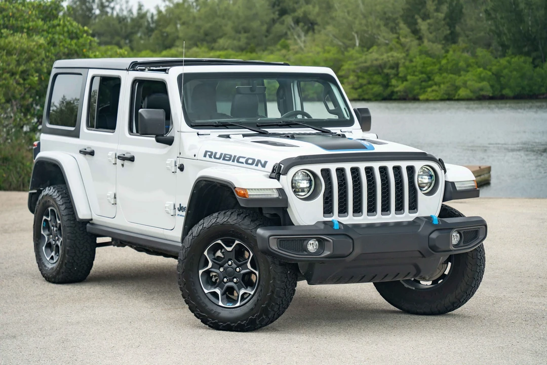 2023 Jeep JL Wrangler - Image 13 of 31