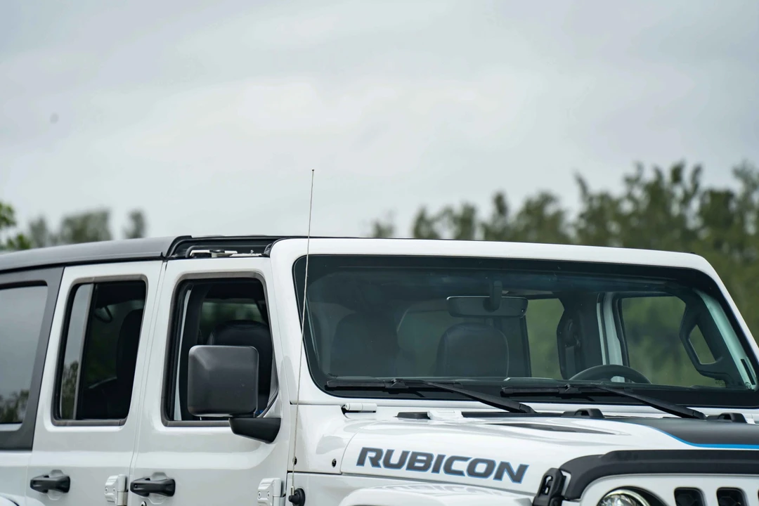 2023 Jeep JL Wrangler - Image 30 of 31