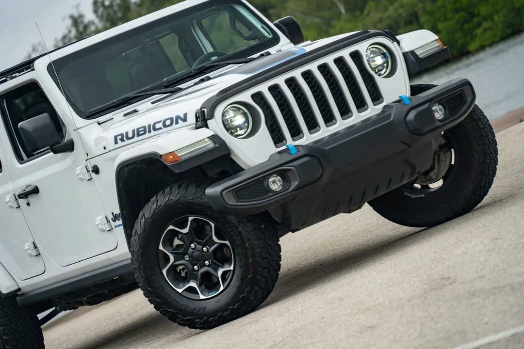 2023 Jeep JL Wrangler - Image 29 of 31