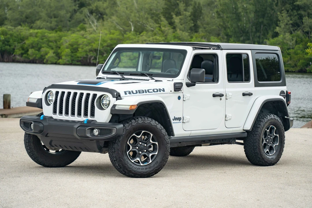2023 Jeep JL Wrangler - Image 3 of 31
