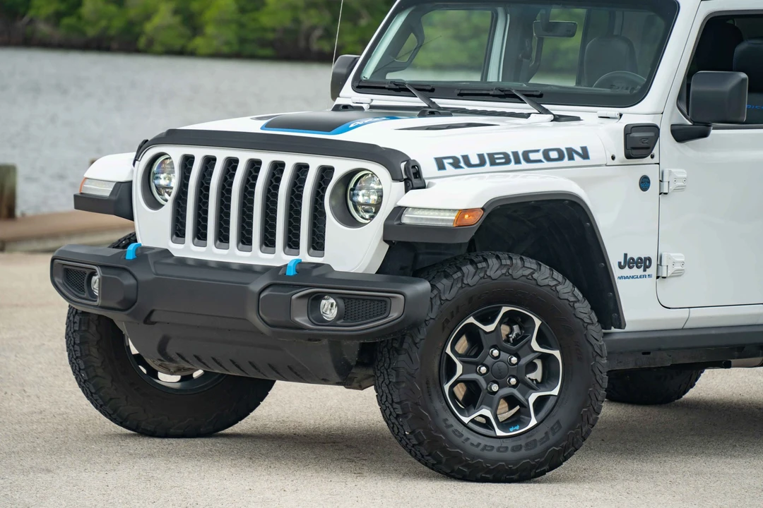 2023 Jeep JL Wrangler - Image 27 of 31