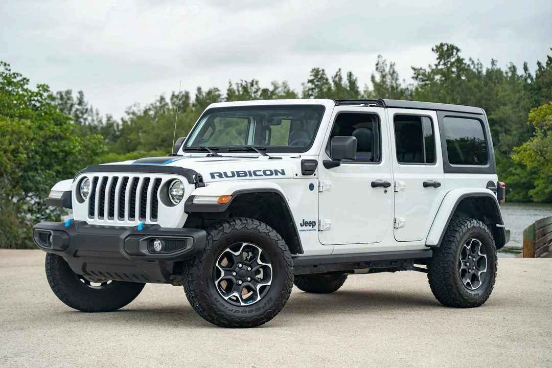 2023 Jeep JL Wrangler - Image 7 of 31