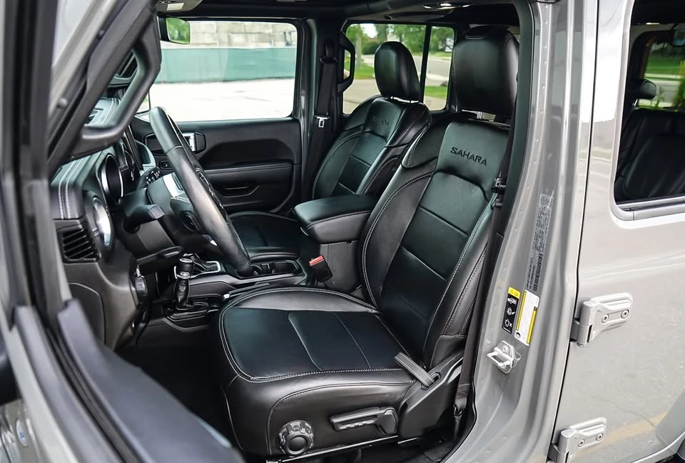 2023 Jeep JL Wrangler - Image 7 of 8