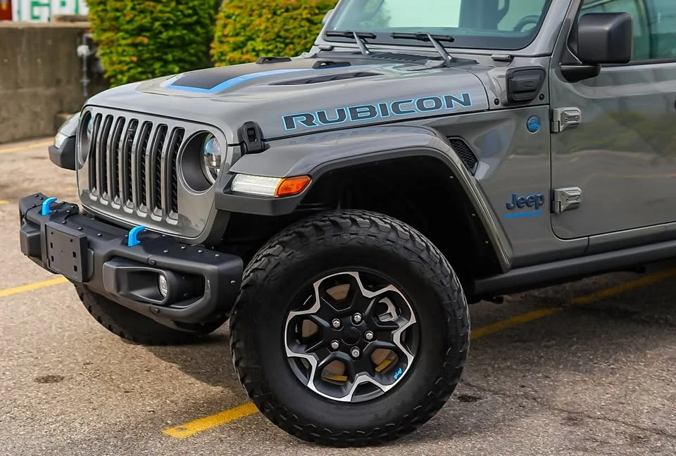 2023 Jeep JL Wrangler - Image 2 of 8