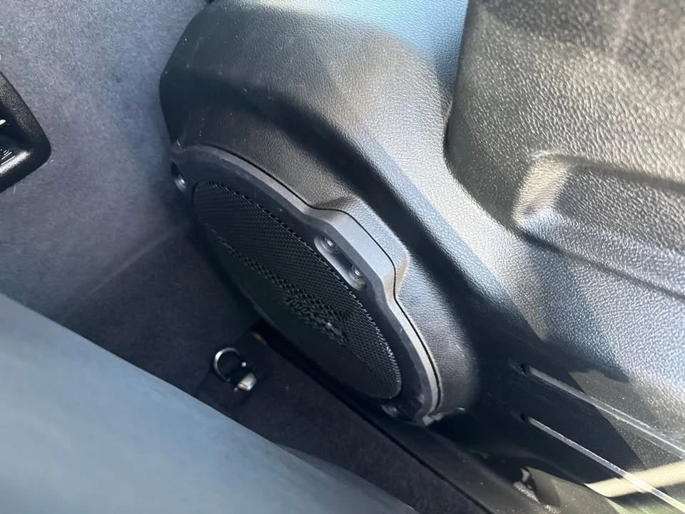 2023 Jeep JL Wrangler - Image 7 of 19