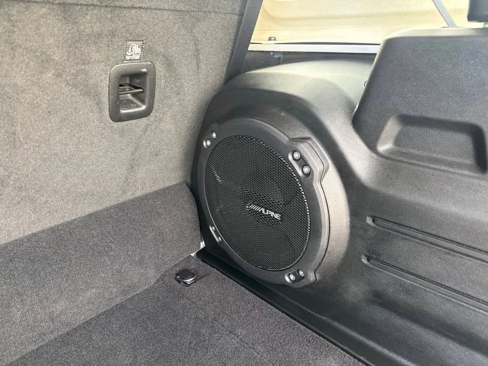 2023 Jeep JL Wrangler - Image 7 of 12