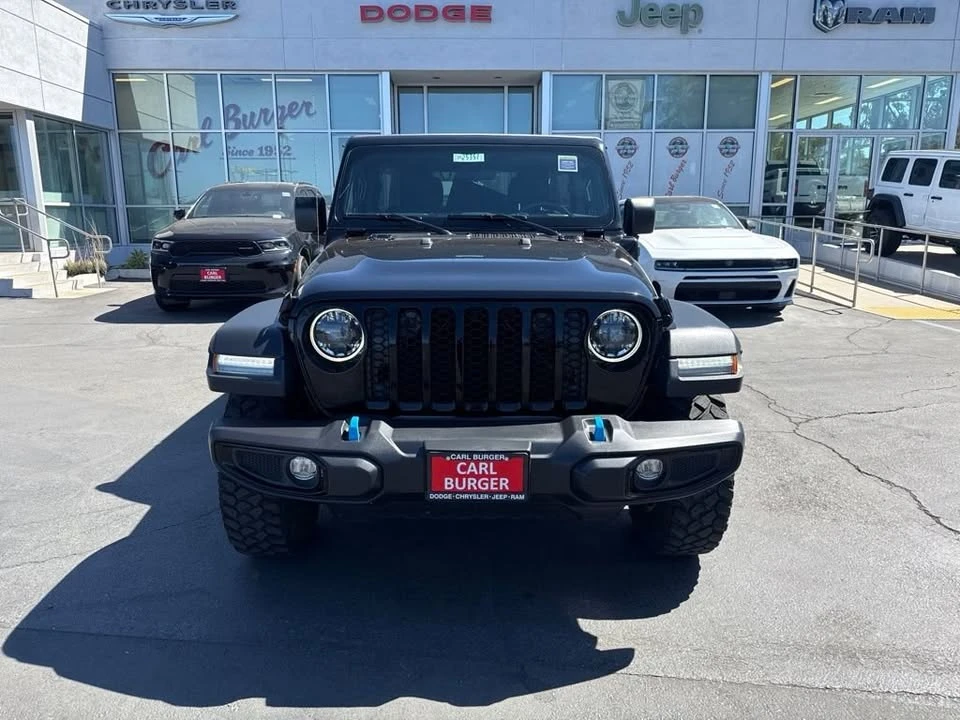 2023 Jeep JL Wrangler - Image 2 of 19
