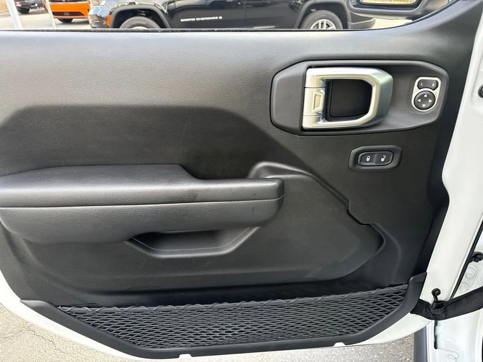 2023 Jeep JL Wrangler - Image 12 of 12