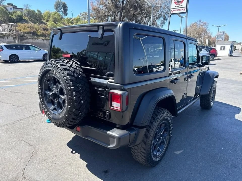 2023 Jeep JL Wrangler - Image 9 of 19