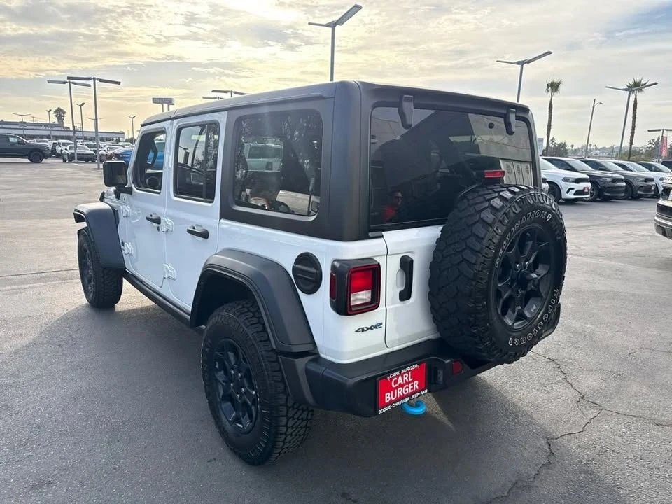 2023 Jeep JL Wrangler - Image 4 of 12