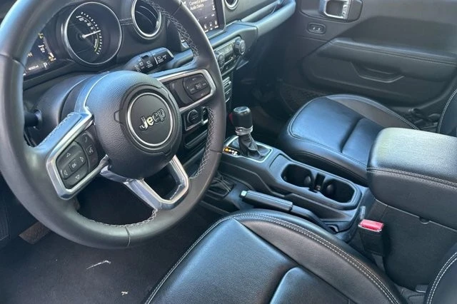 2023 Jeep JL Wrangler - Image 9 of 12