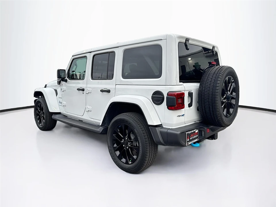 2023 Jeep JL Wrangler - Image 5 of 21