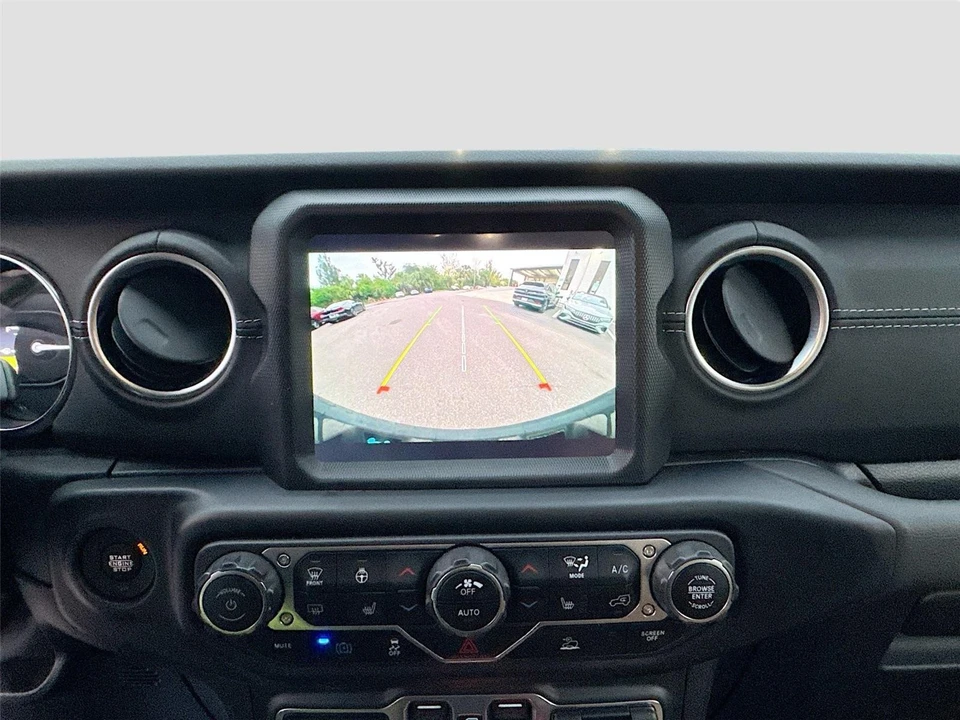 2023 Jeep JL Wrangler - Image 13 of 21