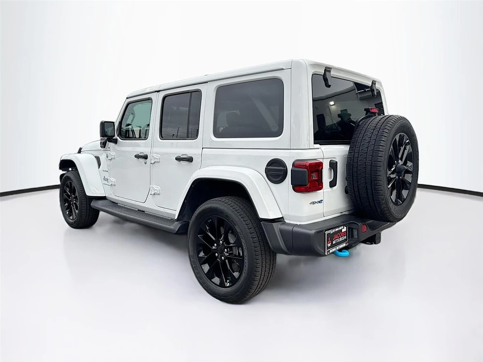 2023 Jeep JL Wrangler - Image 5 of 21