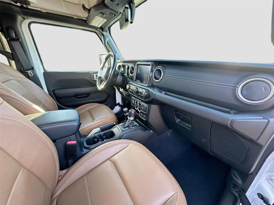 2023 Jeep JL Wrangler - Image 11 of 16