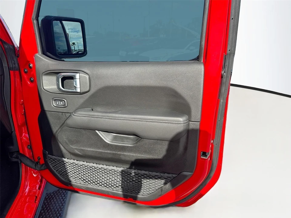 2023 Jeep JL Wrangler - Image 9 of 13