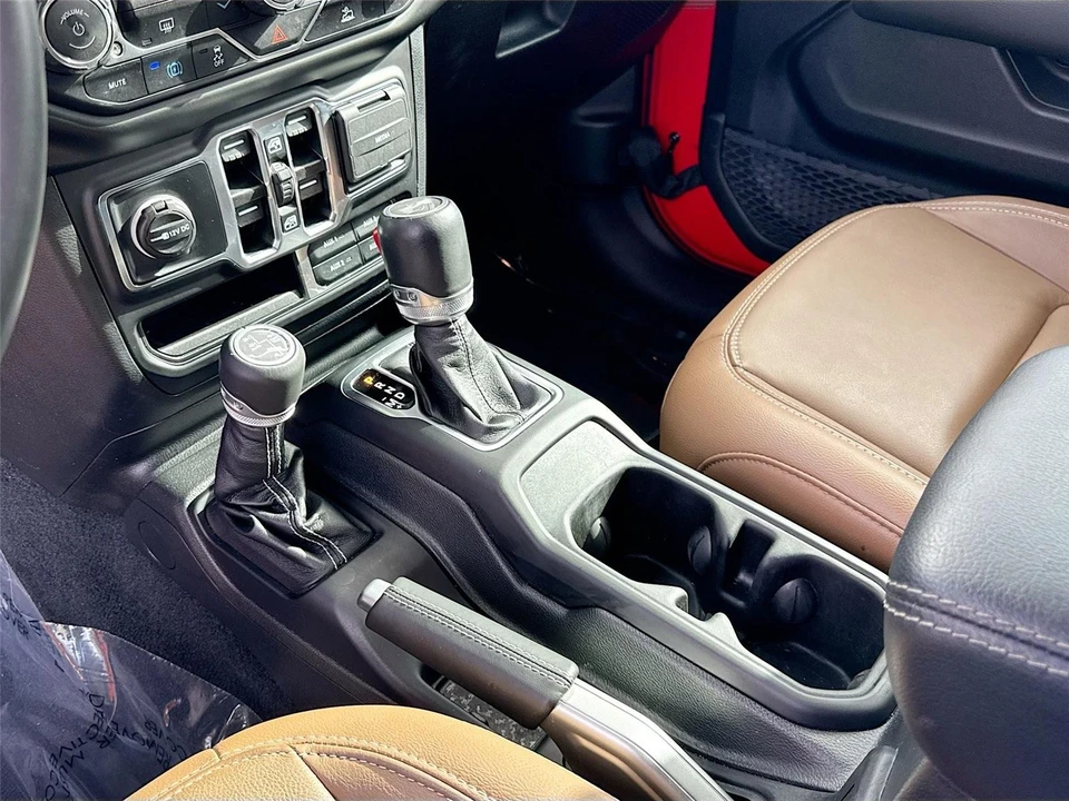 2023 Jeep JL Wrangler - Image 14 of 21