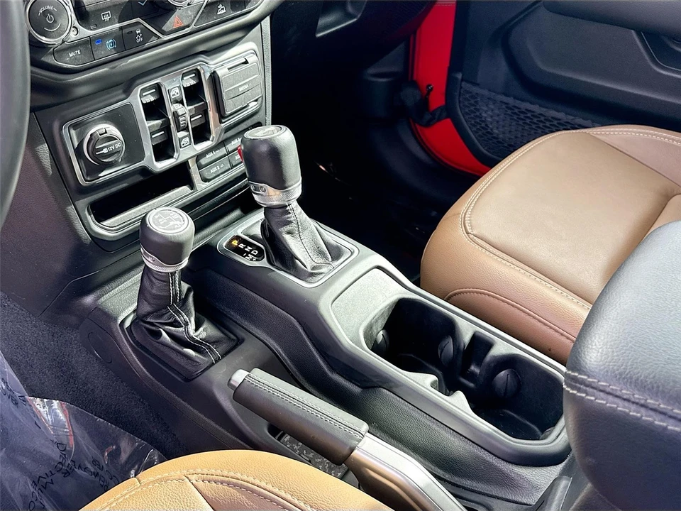 2023 Jeep JL Wrangler - Image 14 of 21