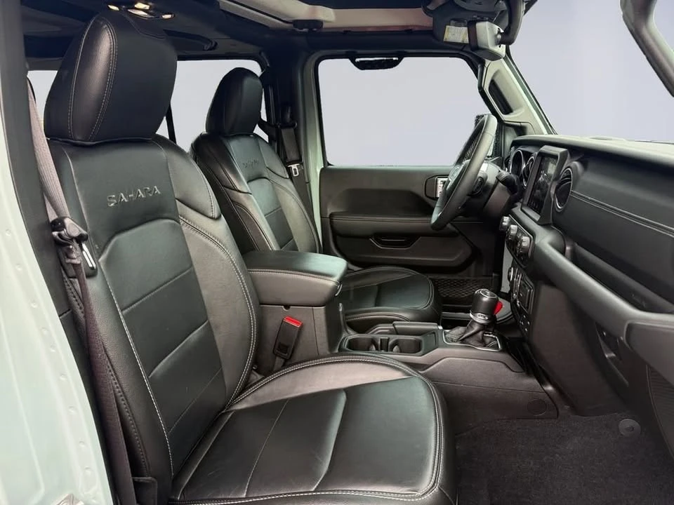 2023 Jeep JL Wrangler - Image 19 of 20