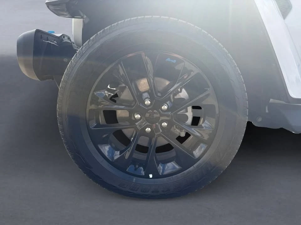 2023 Jeep JL Wrangler - Image 11 of 20