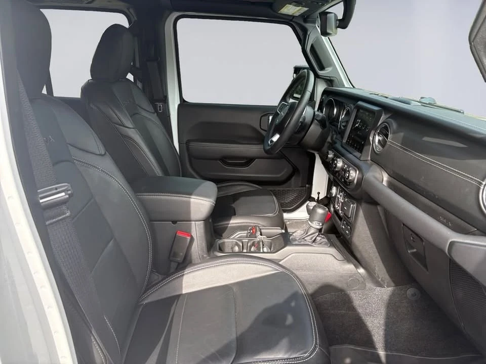 2023 Jeep JL Wrangler - Image 17 of 20