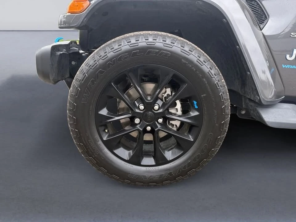 2023 Jeep JL Wrangler - Image 10 of 20