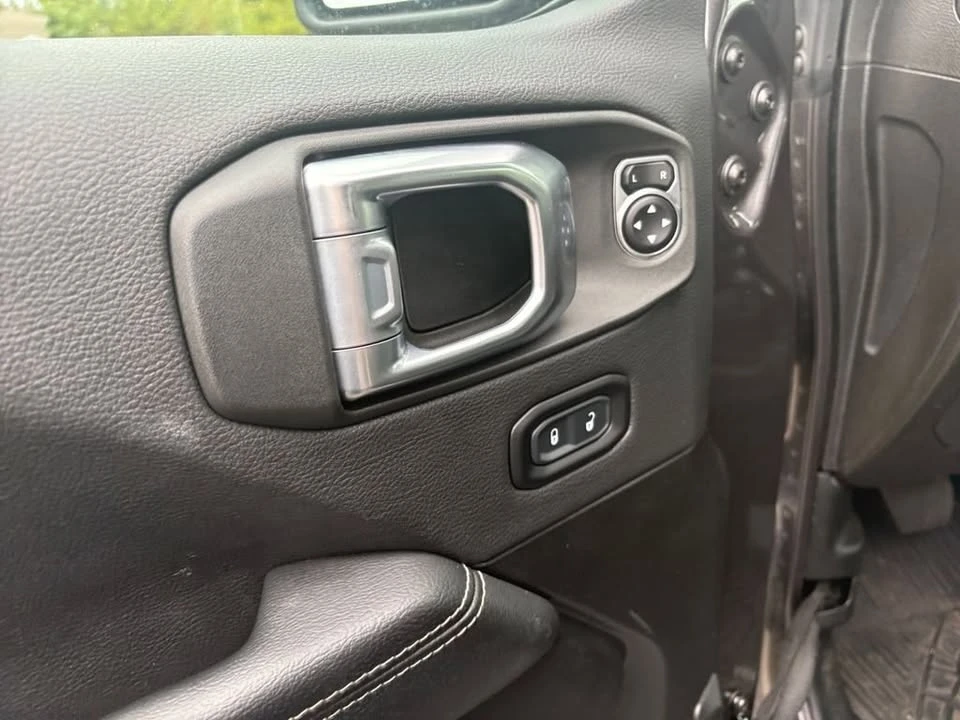 2023 Jeep JL Wrangler - Image 12 of 20