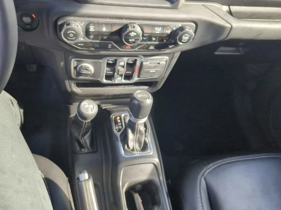 2023 Jeep JL Wrangler - Image 16 of 19