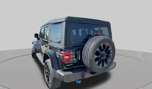 2023 Jeep JL Wrangler - Image 3 of 4