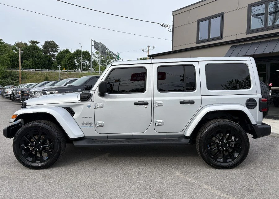 2023 Jeep JL Wrangler - Image 4 of 15
