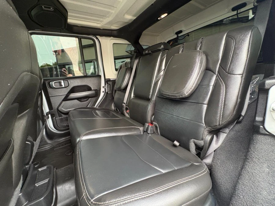 2023 Jeep JL Wrangler - Image 15 of 15