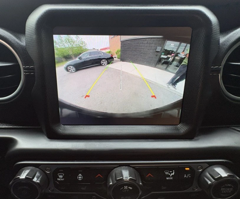 2023 Jeep JL Wrangler - Image 10 of 15