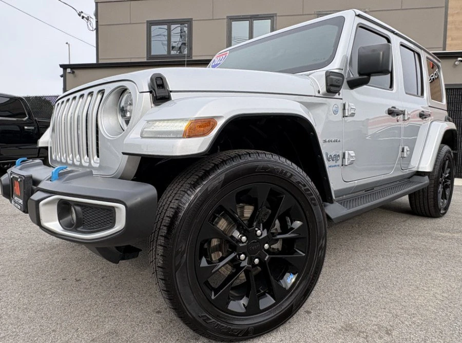 2023 Jeep JL Wrangler - Image 3 of 15