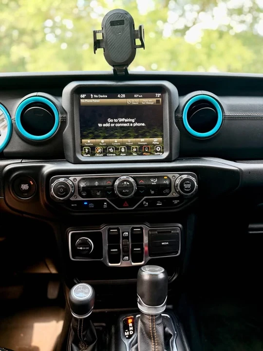 2023 Jeep JL Wrangler - Image 7 of 8