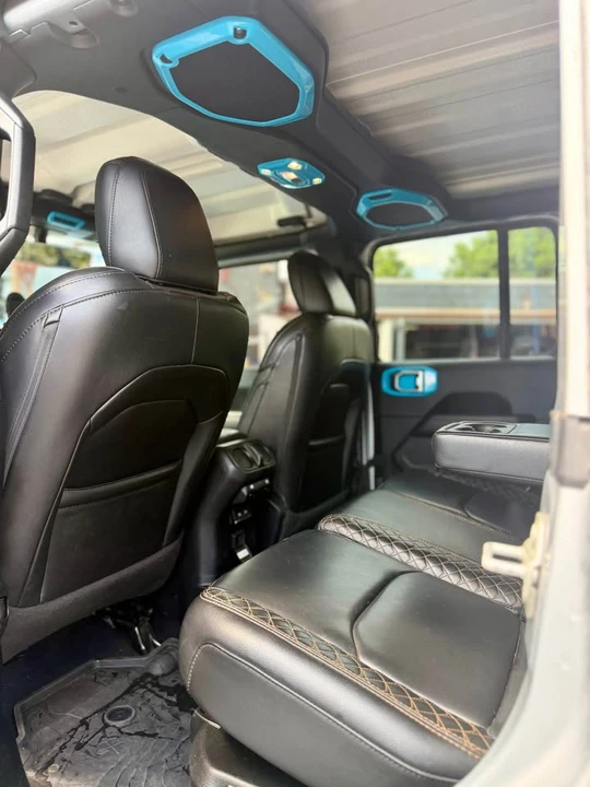 2023 Jeep JL Wrangler - Image 5 of 8