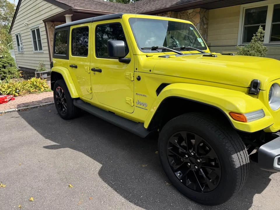 2023 Jeep JL Wrangler - Image 11 of 18