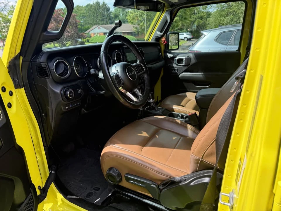 2023 Jeep JL Wrangler - Image 2 of 18
