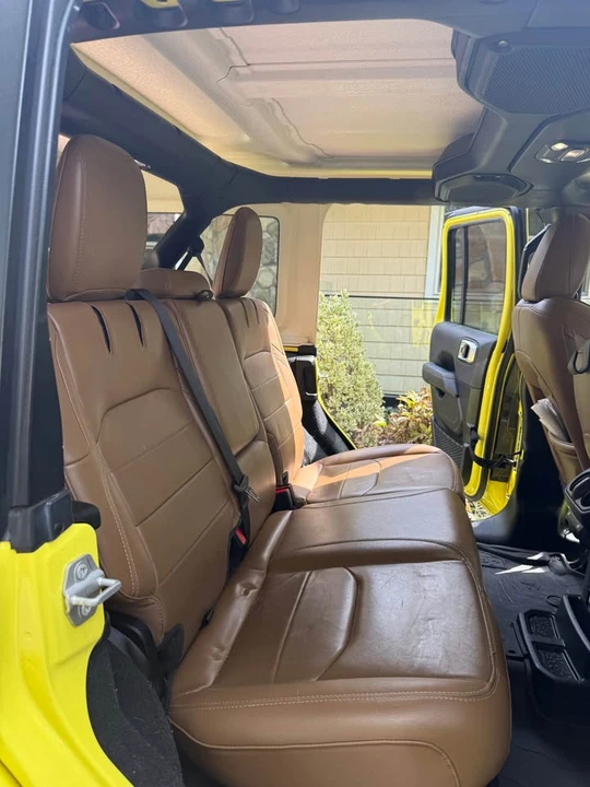 2023 Jeep JL Wrangler - Image 15 of 18