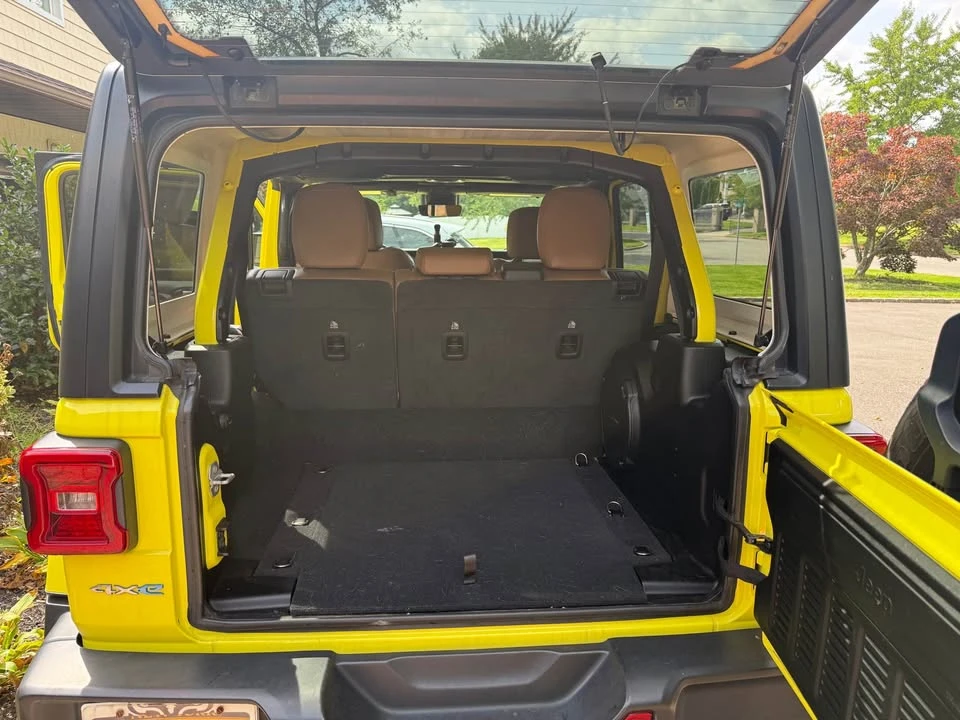 2023 Jeep JL Wrangler - Image 7 of 18