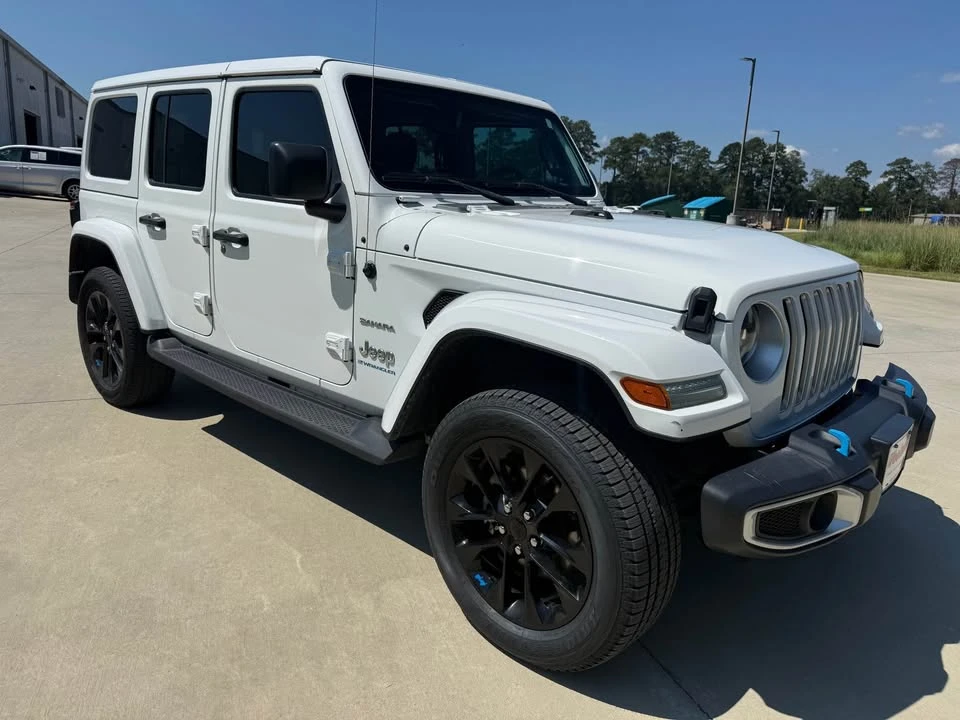 2023 Jeep JL Wrangler - Image 7 of 16