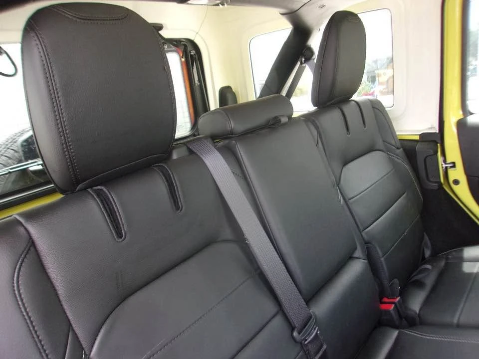 2023 Jeep JL Wrangler - Image 14 of 15