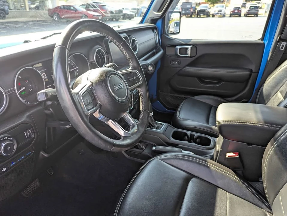 2023 Jeep JL Wrangler - Image 5 of 9
