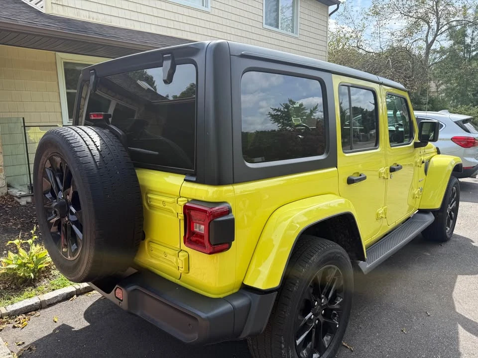 2023 Jeep JL Wrangler - Image 10 of 18