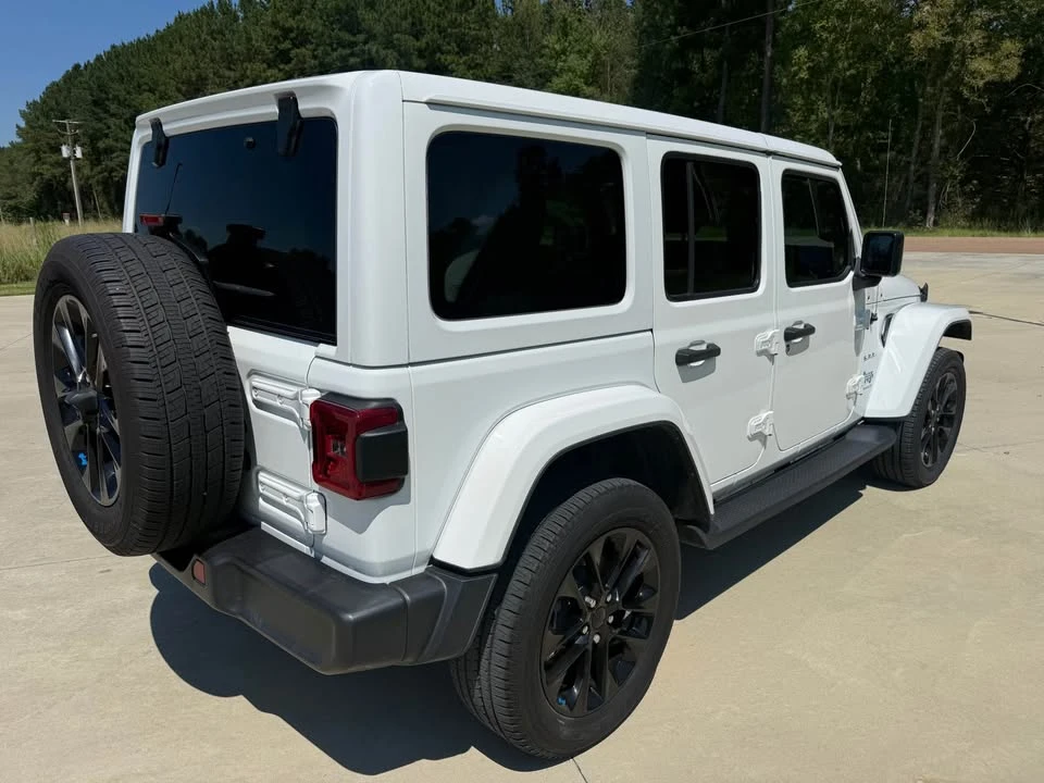 2023 Jeep JL Wrangler - Image 6 of 16