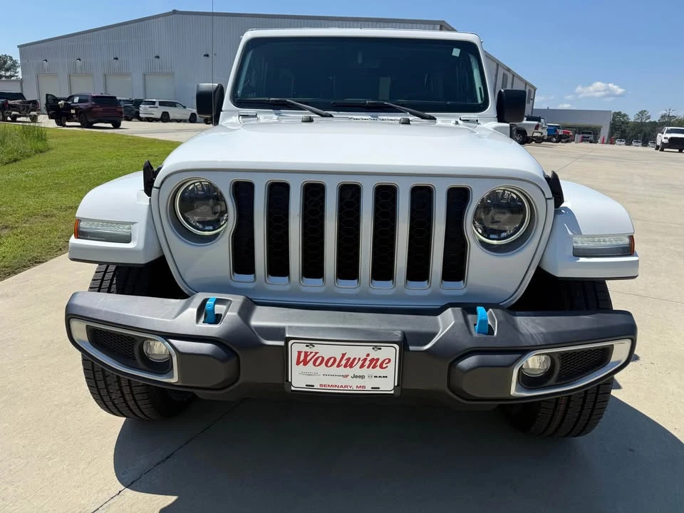 2023 Jeep JL Wrangler - Image 8 of 16