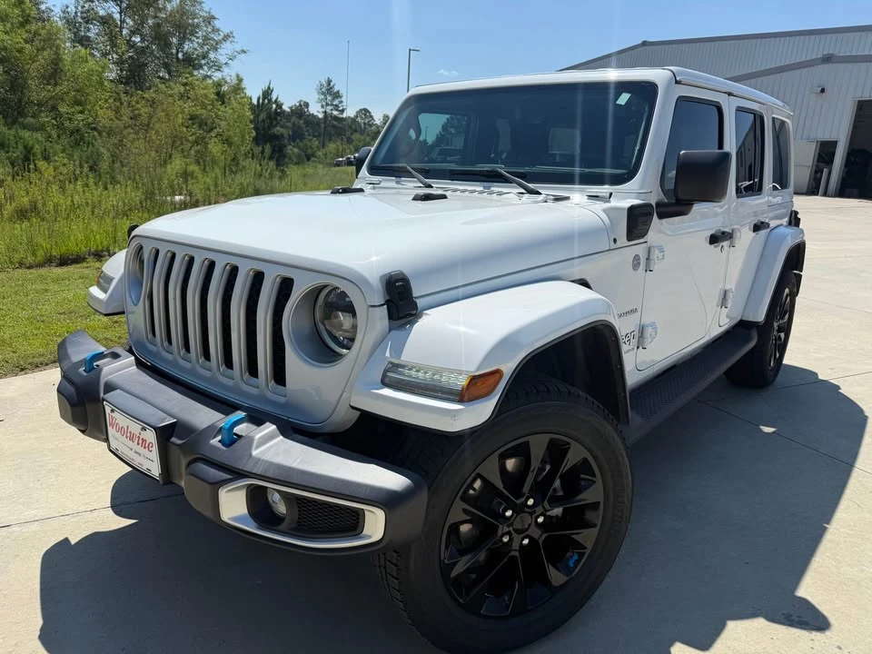 2023 Jeep JL Wrangler - Image 2 of 16