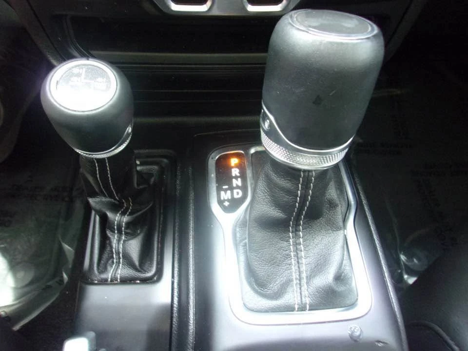 2023 Jeep JL Wrangler - Image 9 of 15