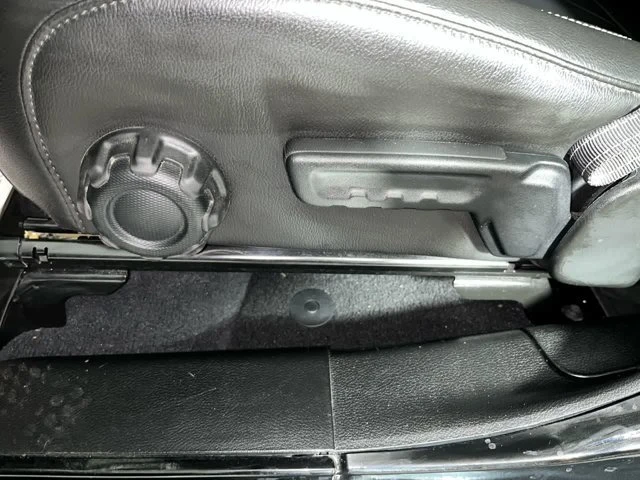 2023 Jeep JL Wrangler - Image 13 of 20